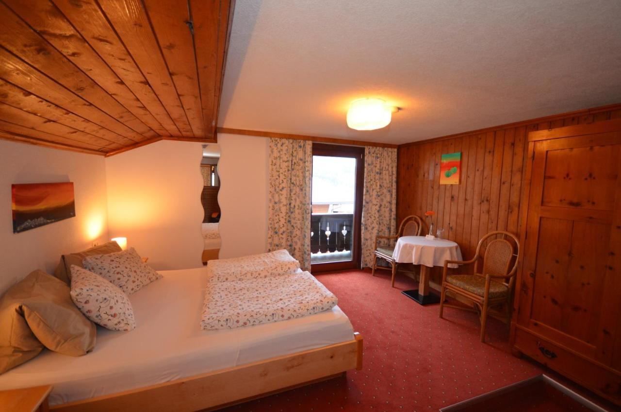 Hotel Haus Bergfrieden Lermoos Esterno foto