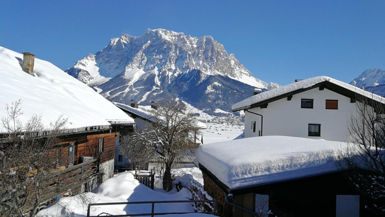 Hotel Haus Bergfrieden Lermoos Esterno foto